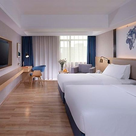Kyriad Marvelous Hotel Dongguan Changan Light Rail Station Екстериор снимка