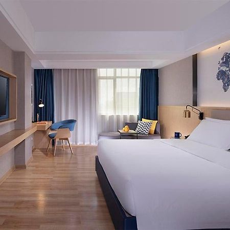Kyriad Marvelous Hotel Dongguan Changan Light Rail Station Екстериор снимка