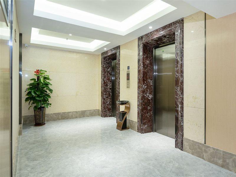 Kyriad Marvelous Hotel Dongguan Changan Light Rail Station Екстериор снимка
